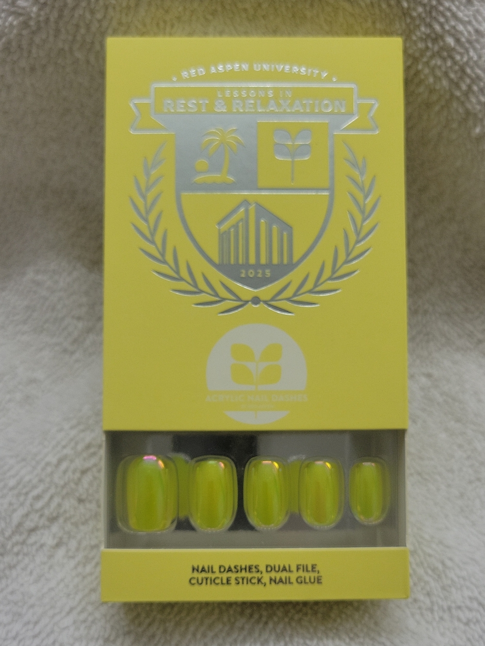 Red Aspen Nail Dashes